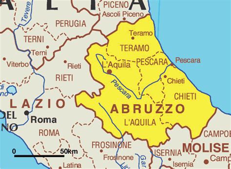 It is divided into four p. Kaart Italië - Provincies Vakantie: Kaart Abruzzo en L ...
