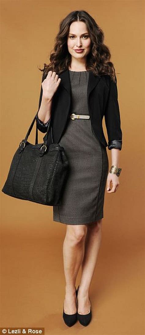 Gorgeous 60 Simple And Perfect Interview Outfit Ideas Work Fashion Professional Attire