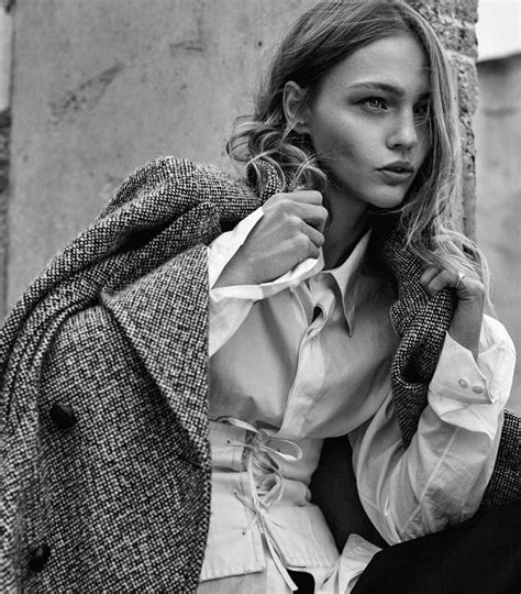 Sasha Pivovarova By Gregory Harris For Vogue Paris November 2016