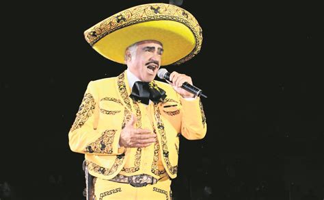 Tras Polémica Futbolística Vicente Fernández Celebra Su Vida Musical