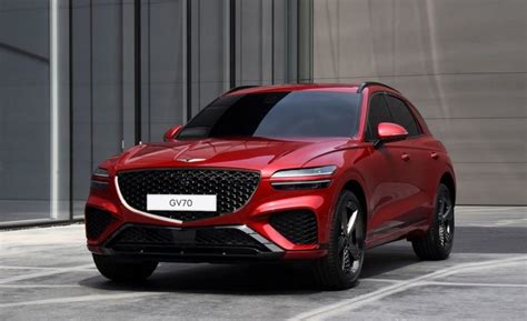 The epa estimates fuel economy of 22/30/25 mpg city/highway/combined; Hyundai's 2021 Genesis GV70 (BMW X3 Rival) Officially Unveiled