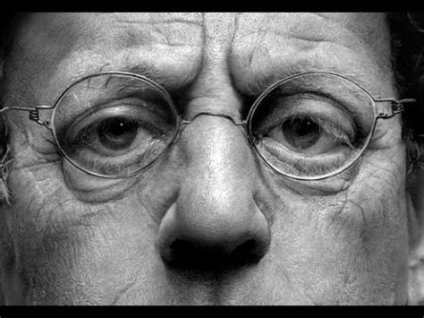 Hyperrealism (Drawing made by Jang sungjun) - YouTube Hyper realistic portrait drawing tutorial pdf.