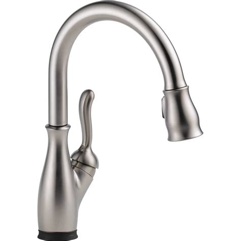 Delta Leland Single Handle Pull Down Kitchen Faucet With Touch2o