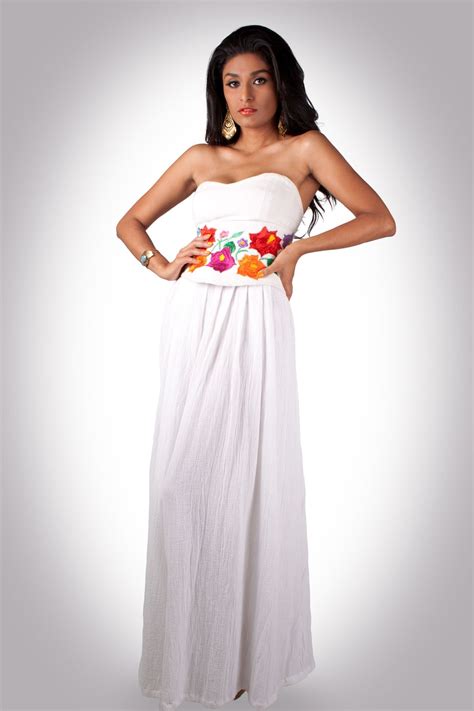 Pin de Vero JV en Fiestas mexicanas | Vestidos de novia mexicanos