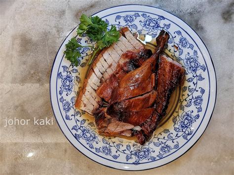 (and an amused wang meng). Meng Meng Roasted Duck @ Mid Valley Southkey, Johor Bahru ...