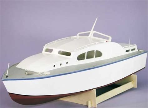 Aerokits Sea Queen 46in Cabin Cruiser C2000 Howes Models Radio