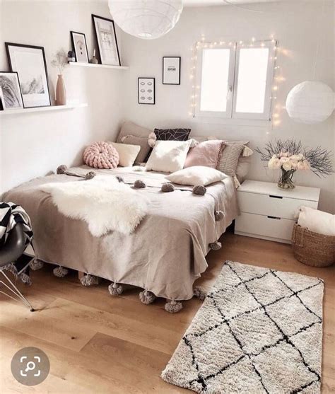 Ihre tochter ist nun schon ein teenager und wünscht sich sehnlich ein neu gestaltetes zimmer? Zimmer Mädchen teenager | Zimmer einrichten jugendzimmer, Zimmer einrichten