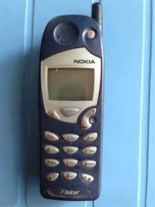 Coloca tus barcos de forma estratégica en e. Celular Nokia de aproximadamente. el año 2000 | Celular ...