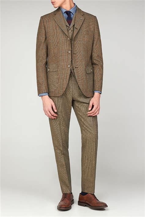 Picks from reiss and moss presenting gq's ultimate guide to buying a men's suit. Gibson london the bakerloo special men''s checked grouse ...