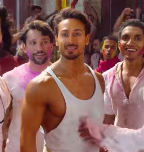 Shirtless Bollywood Men Tiger Shroff Growth In His Hotness