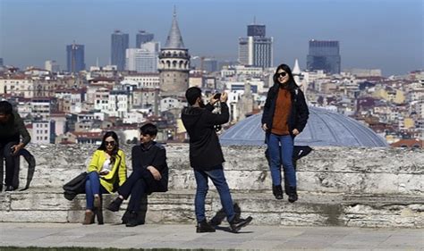 İstanbul a 2021 de gelen turist sayısı belli oldu Gündem Turizm News
