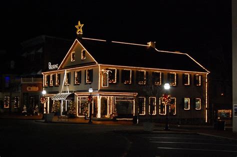 Maybe you would like to learn more about one of these? Gettysburg Christmas Tree Lights 2011 | Gettysburg Daily