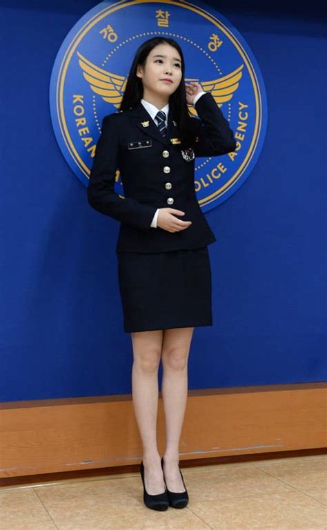 Iu 아이유 Lee Jieun 이지은 Made An Honorary Police Officer 141106 As Part