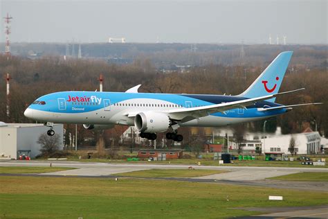 Fileboeing 787 Dreamliner Wikimedia Commons