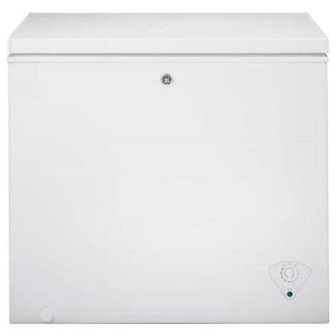 Ge Garage Ready 70 Cu Ft Manual Defrost Chest Freezer In White
