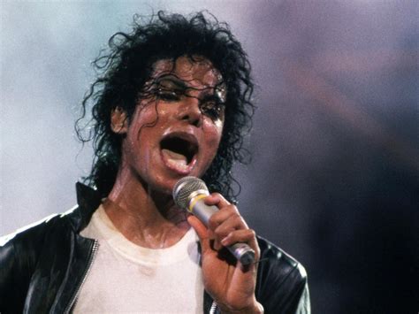 Wallpaper Michael Jackson Singer Celebrity Microphone Hd
