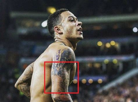 Memphis Depay’s 47 Tattoos & Their Meanings – Body Art Guru