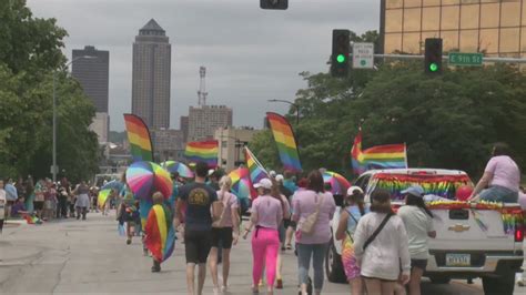 pridefest concludes with annual parade as lgbtq iowans feel targeted following legislative session