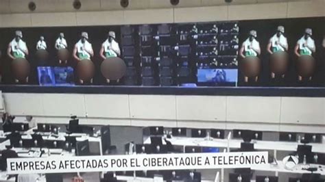 El Negro De Whatsapp Vuelve A Ser Viral Y Aparece En Pleno Noticiero De Tv Foto Telemundo