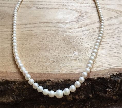 Cultured Pearl Graduated Necklace With 9ct Clasp Vintage