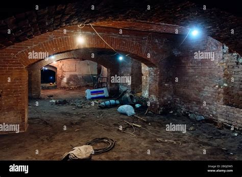 Abandoned Empty Old Dark Underground Vaulted Cellar Stock Photo Alamy