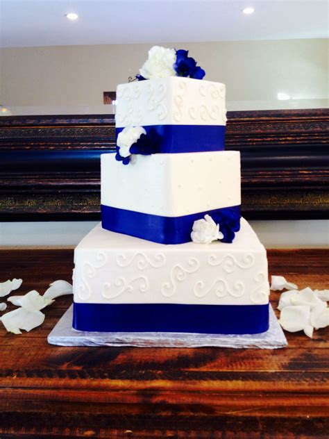 Wedding Cake Blue Ribbon White Flowers Wedding Cakes Wedding