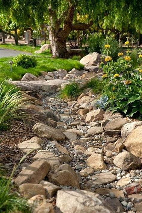74 Beautiful Dry River Backyard Landscaping Ideas On Budget