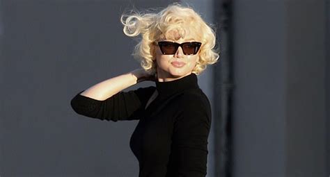 Sexe Violence Le Biopic De Marilyn Monroe Censuré Par Netflix