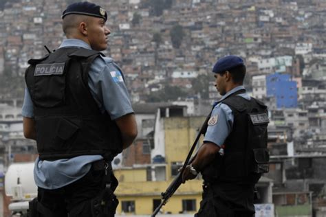 Policiais Matam E Morrem Mais No Brasil Mostra Balanço De 2016 Bem
