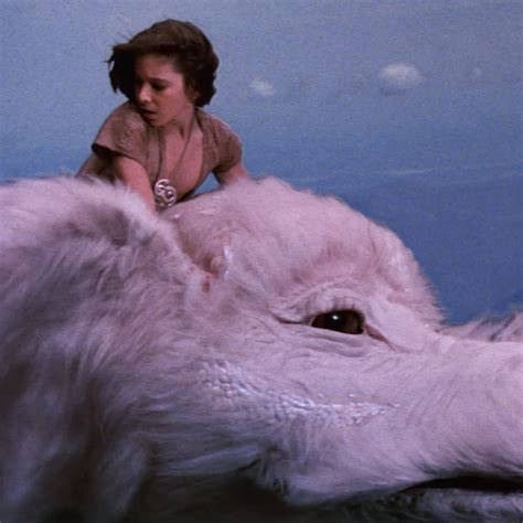 Netflix Film The Neverending Story Um Raise Your Hand If You Watched The Neverending Story