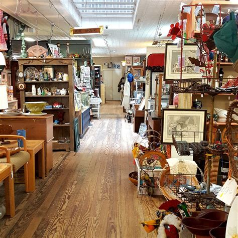 Shopping In Augusta Ga Best Antiques Vintage And Thrift Stores