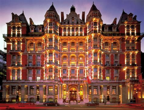 ٢ مميزات مدريد كعاصمة لإسبانيا. REISE : Weihnachtszeit in der Mandarin Oriental Hotel ...