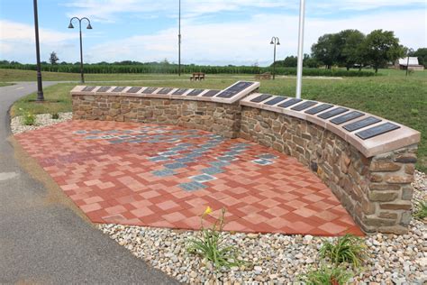 Highland Il Veterans Describe Memorial Wall And Dedication Belleville