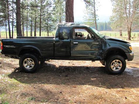 We did not find results for: Buy used 2000 Toyota Tacoma SR5 Extended Cab Pickup 2-Door ...