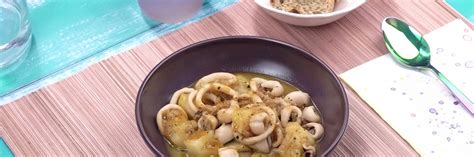 La cocina de pedro y yolanda. 13 Calamares en Salsa - Cómo Cocinar el Calamar - Gallina ...