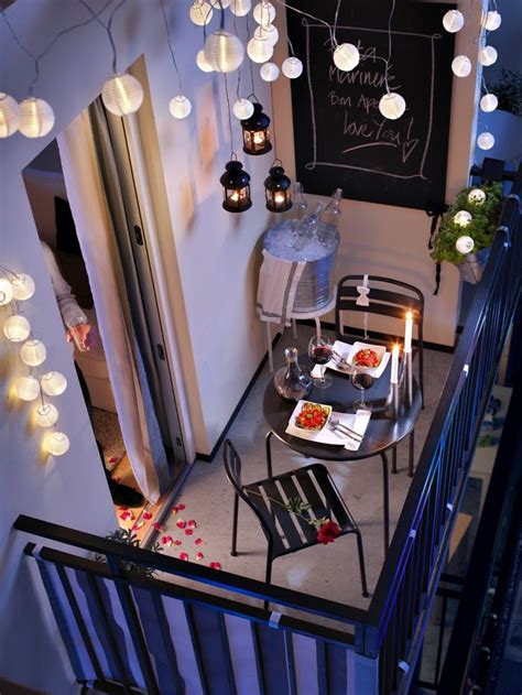 Don't pack the balcony with too much furniture. 50+ Cozy Balcony Decorating Ideas