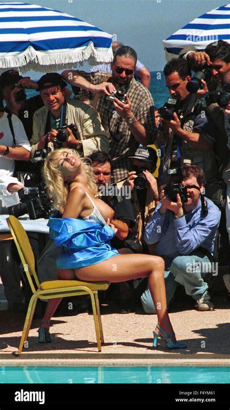 Pornstar Jenna Jameson Poses For Photographs While On Location In The