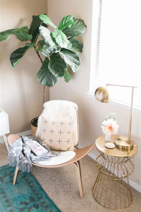Simple And Cozy Reading Nook Glitter Guide