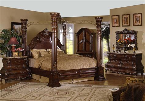 Flannel master bedroom sets suitable for use during the winter. Enhance the King Bedroom Sets: The Soft Vineyard-6 - Amaza Design