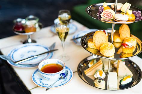There is a huge variety of blends such darjeeling and earl grey but this article will focus on your basic good rather ironically, what the rest of the world calls english breakfast tea almost certainly does not originate in england, but rather in scotland. Afternoon tea - Salutorget