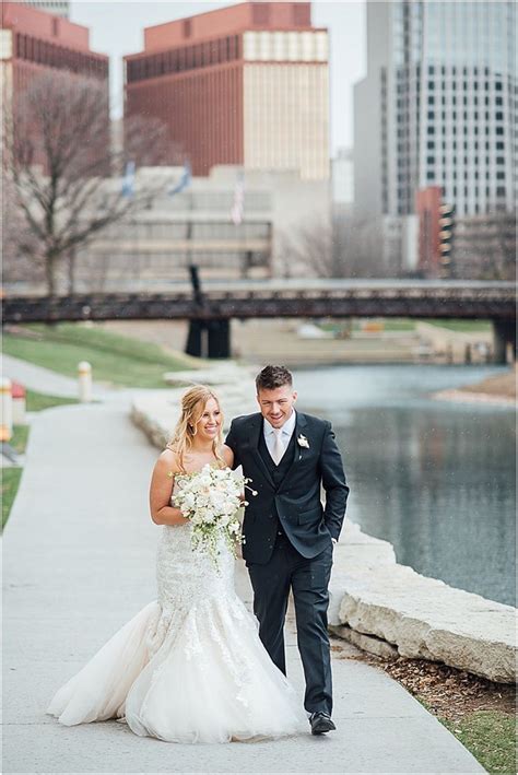 Downtown Omaha Wedding Photo Photo By Scarlett Crews Photography
