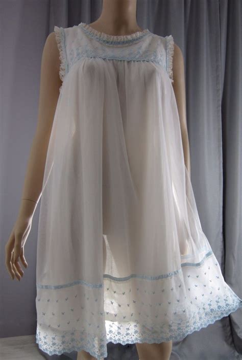 Vintage 1960s White Sheer Chiffon Overlay Babydoll Nightie Nightgown