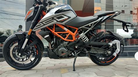 Thanks to its progressive 150 mm spring, the ktm 250 duke will perform in any environment you can throw at it. 2020 KTM duke 250 BS 6 - YouTube
