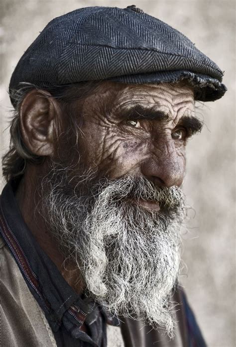 Pin By Patti Young On Faces Old Man Portrait Male Portrait Old Man Face