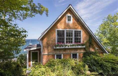 On The Market A Dreamy Waterfront Dwelling In Maine