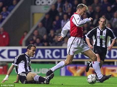 Dennis Bergkamp Wins Best Premier League Goal Of All Time Daily Mail