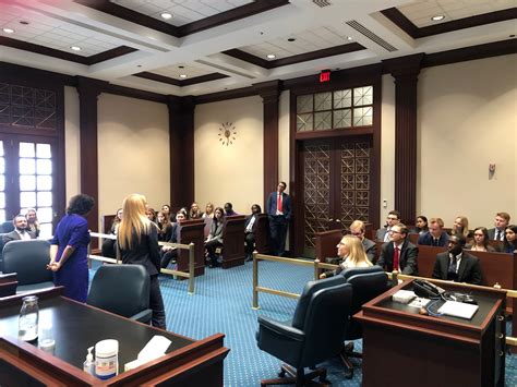 First District Court of Appeals Welcomes Local Interns at Oral