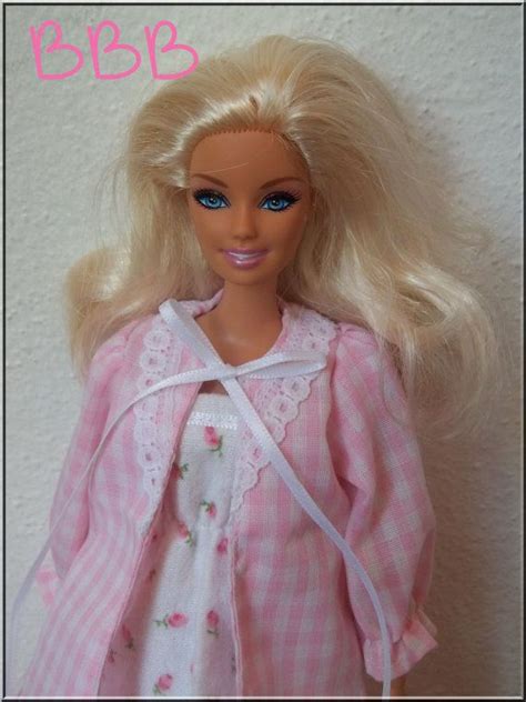 Barbie Clothes Sleepwear Pajamas White Floral Flannel Etsy Barbie Barbie Clothes Pink Gingham