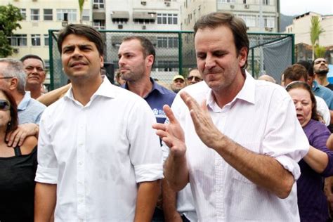 Paes se reuniu com o governador de são paulo, joão doria (psdb), na noite do sábado (19) para fechar o acordo. Eduardo Paes e Pedro Paulo seguem inelegíveis e agora ...