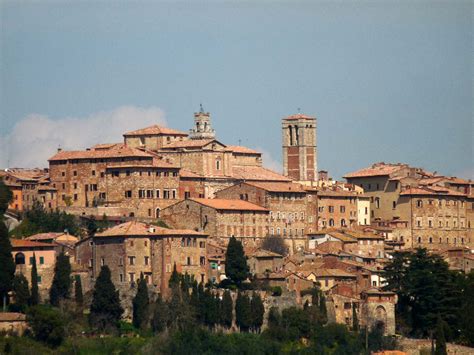 Must Sees Out Of The Historical Center Of Montepulciano